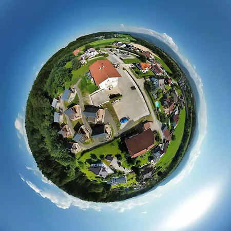 Mountains&lakes - Chaletdorf&appartements Ferienhaus *