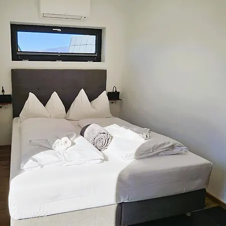 Ferienhaus Mountains&lakes - Chaletdorf&appartements Villach