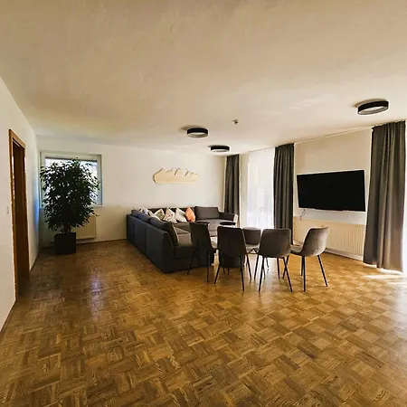 בית נופש Mountains & Lakes - Chaletdorf & וילאך