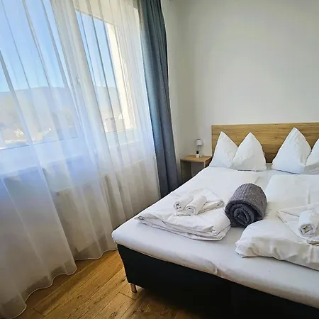 Mountains&lakes - Chaletdorf&appartements Ferienhaus *