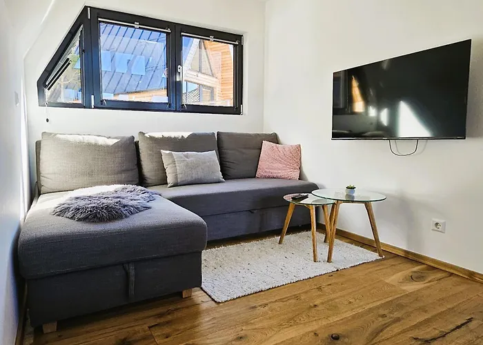 Mountains & Lakes - Chaletdorf & Holiday home