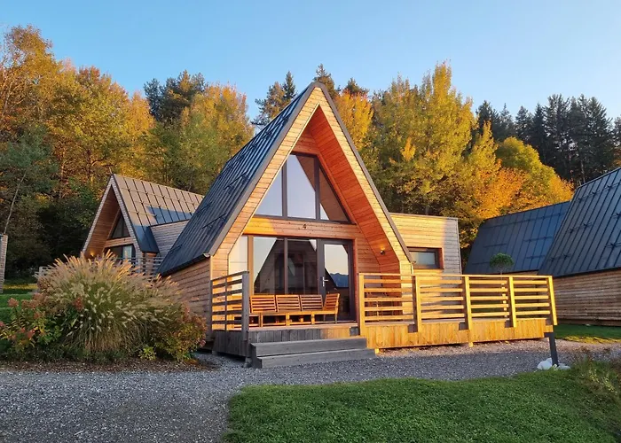 Mountains & Lakes - Chaletdorf & Holiday home